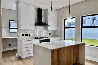 4 Bedroom Property for Sale in Sandown Western Cape